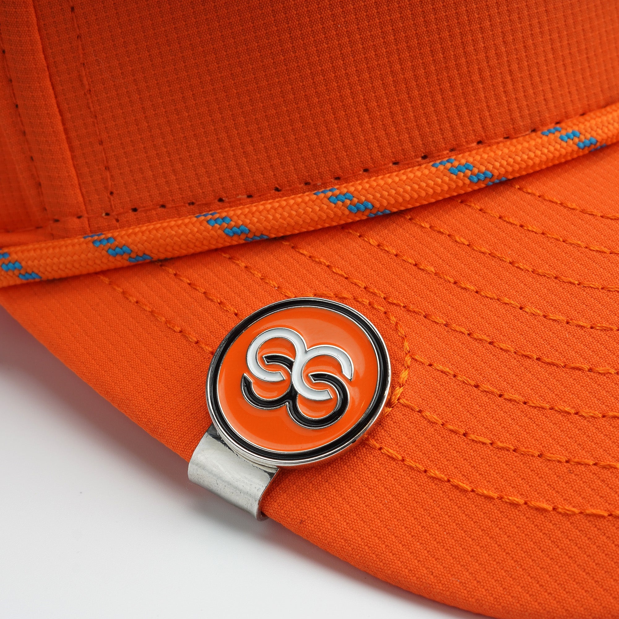 (LIMITED STOCK)           MagConnect™ Hat Clip